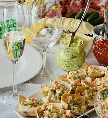 pexels.com foto af Natalia S: Overfyldt grøn spirebakke