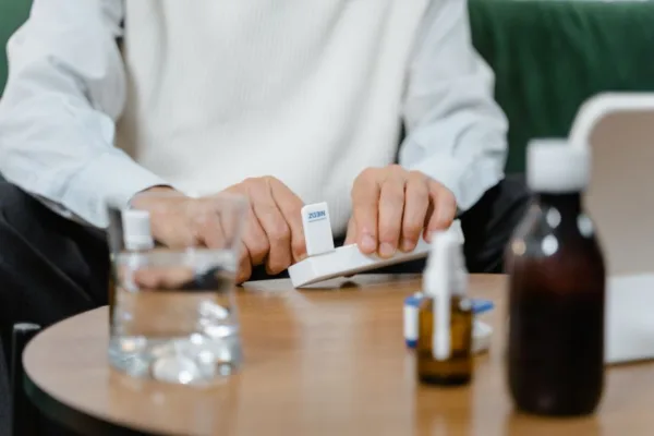 pexels.com foto af Tima Miroshnichenko: Planterødder med jord