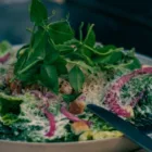 pexels.com foto af Dimitri Orlow: Genredigeret grøn salat